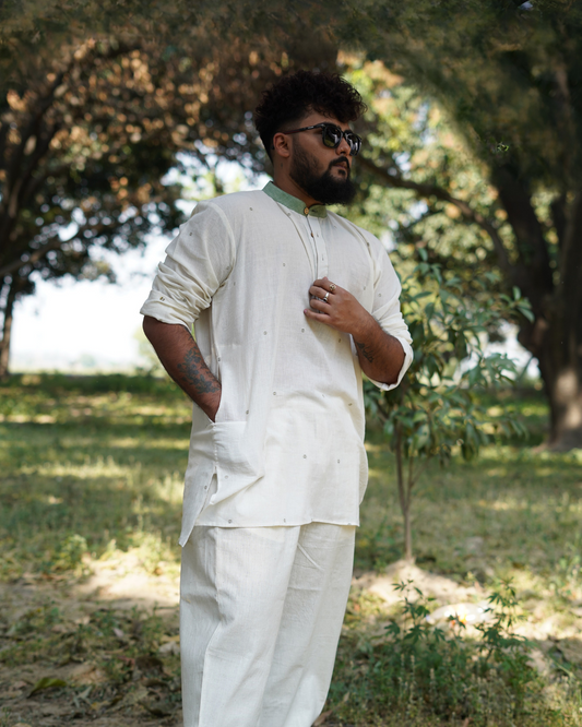 Cocoon Jamdani Short Kurta - Off White Handwoven